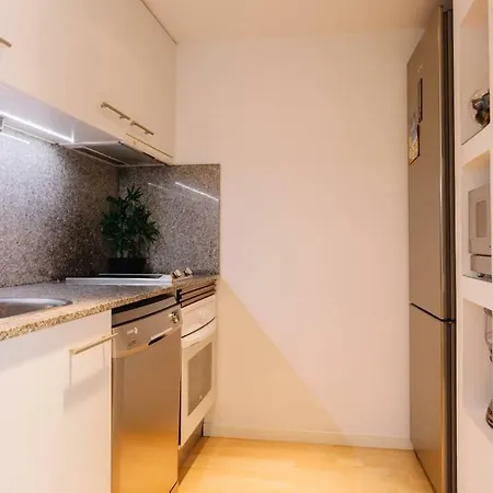 Apartment Duplex 3 *
